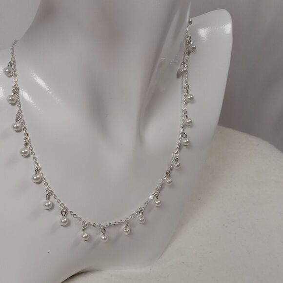 Y2K FAUX PEARL SILVER CHOKER NECKLACE 15 INCHES - Picture 4 of 6